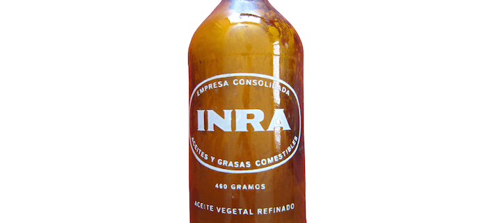 Botella de aceite vegetal comestible INRA